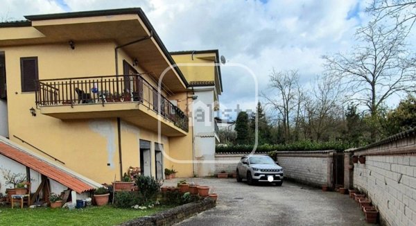 appartamento in vendita ad Artena in zona Macere