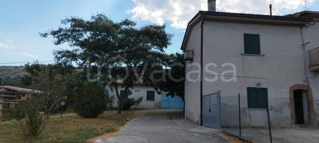 casa indipendente in vendita ad Artena