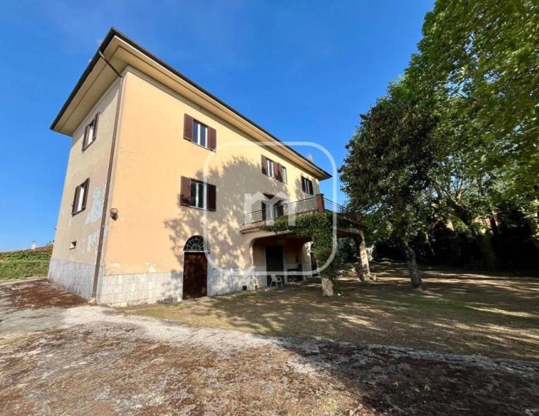 casa indipendente in vendita ad Artena in zona Valli