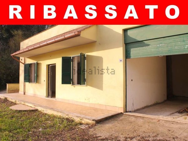 appartamento in vendita ad Artena in zona Macere