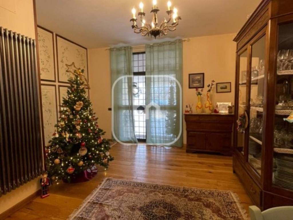 casa indipendente in vendita ad Artena