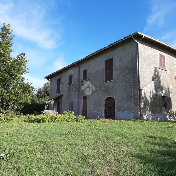 casa indipendente in vendita ad Artena