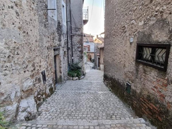 appartamento in vendita ad Artena