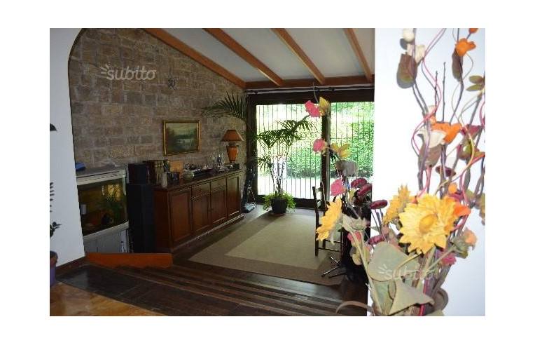 casa indipendente in vendita ad Artena in zona Macere