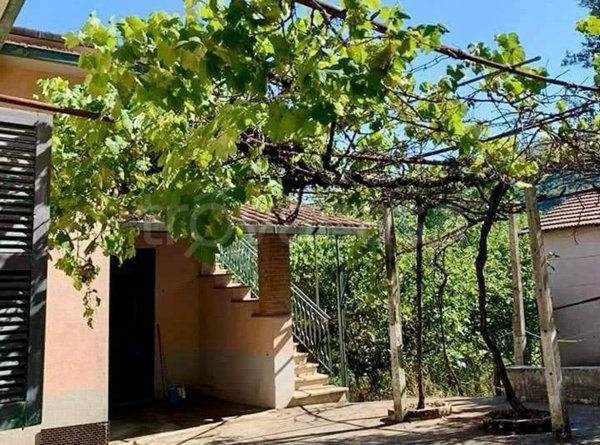 casa indipendente in vendita ad Artena