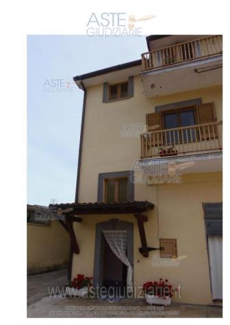 appartamento in vendita ad Artena in zona Colubro