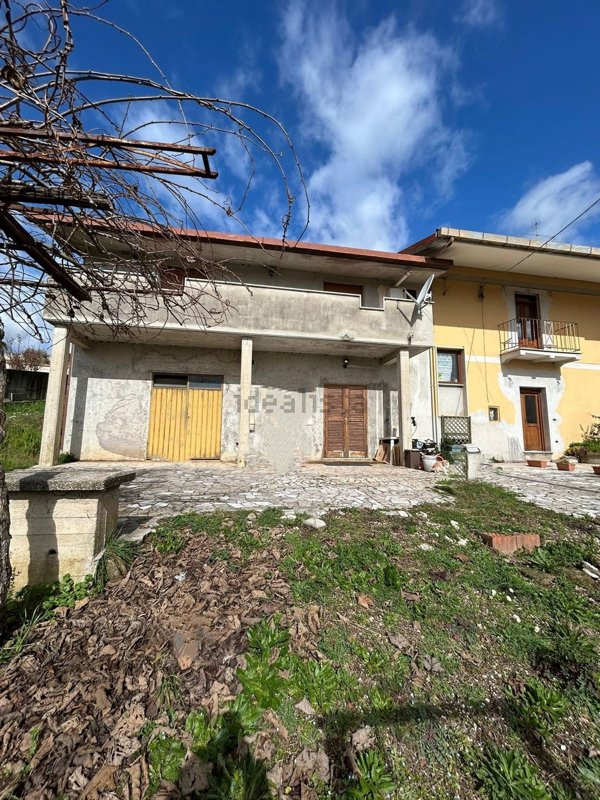 casa indipendente in vendita ad Artena