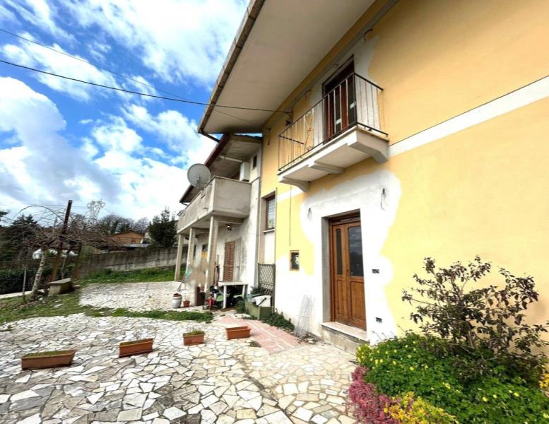 casa indipendente in vendita ad Artena