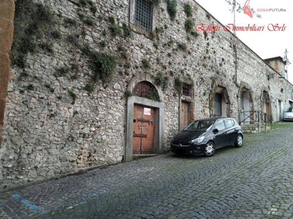 negozio in vendita ad Artena