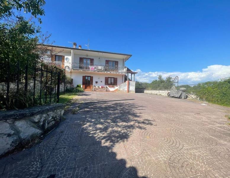 casa indipendente in vendita ad Artena