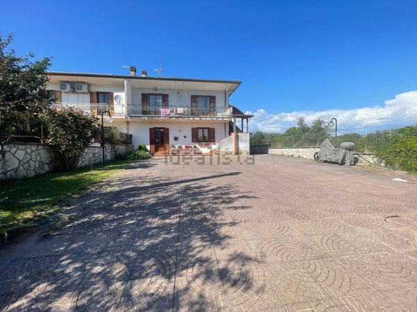 casa indipendente in vendita ad Artena
