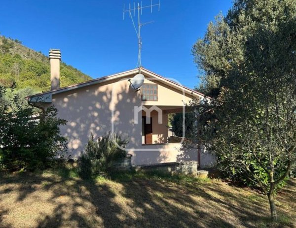 casa indipendente in vendita ad Artena