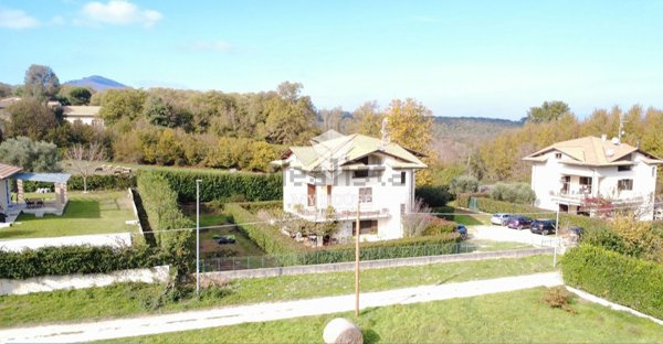 appartamento in vendita ad Artena in zona Macere