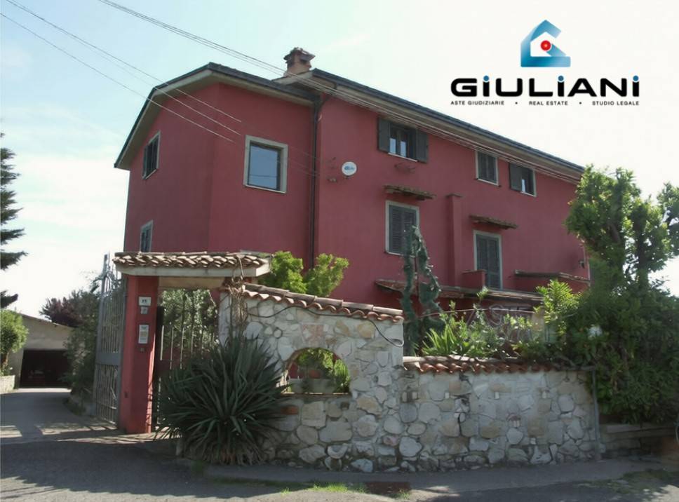 casa indipendente in vendita ad Artena