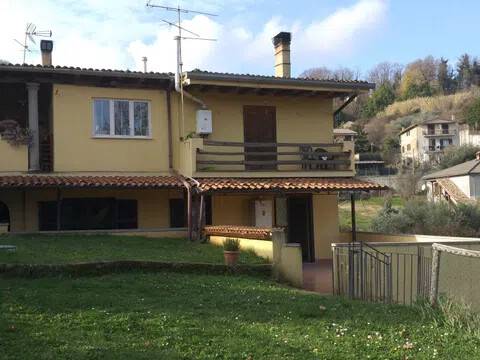 casa indipendente in vendita ad Artena