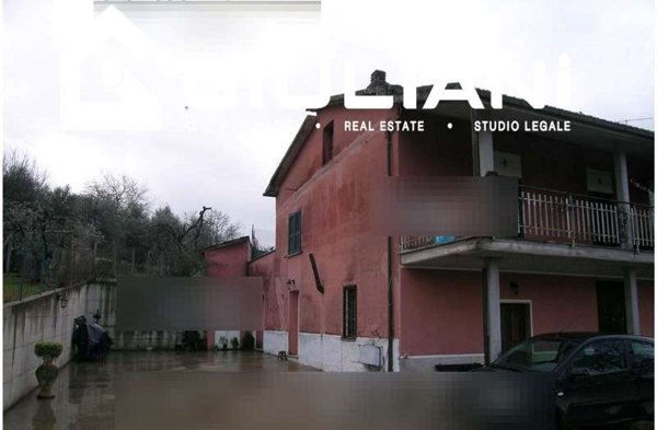 casa indipendente in vendita ad Artena
