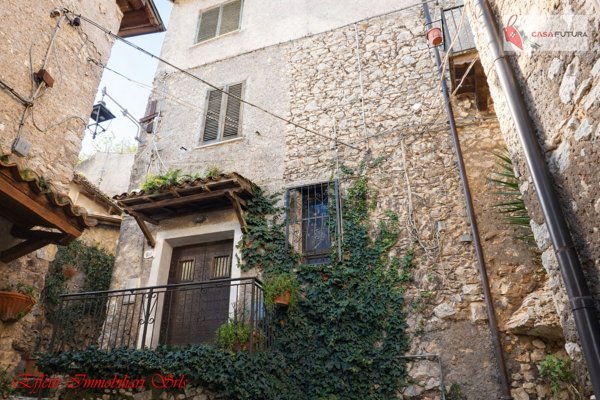 appartamento in vendita ad Artena