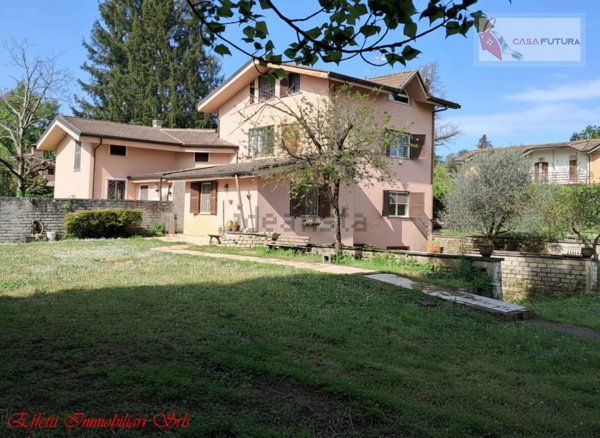 casa indipendente in vendita ad Artena