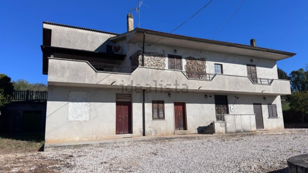 casa indipendente in vendita ad Artena