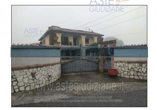 appartamento in vendita ad Artena in zona Macere