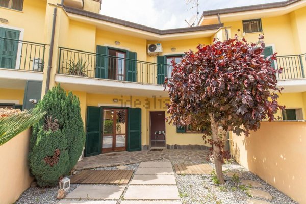 casa indipendente in vendita ad Artena