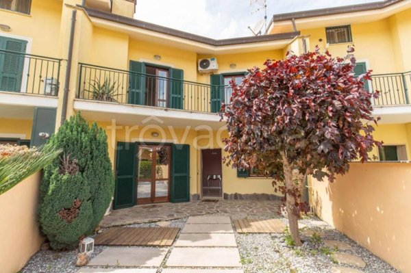 casa indipendente in vendita ad Artena