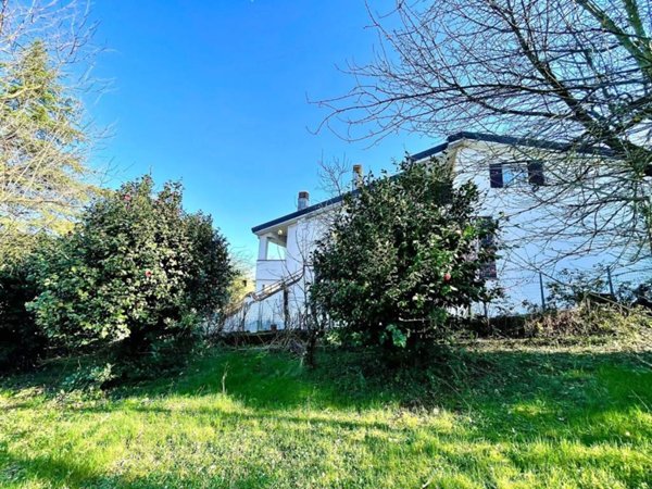 casa indipendente in vendita ad Artena