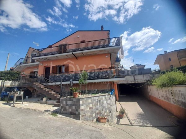 casa indipendente in vendita ad Artena