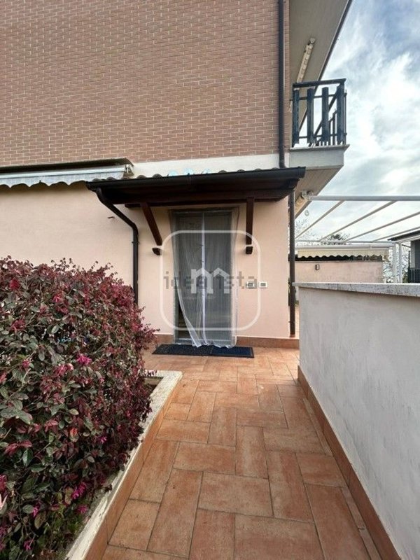 casa indipendente in vendita ad Artena