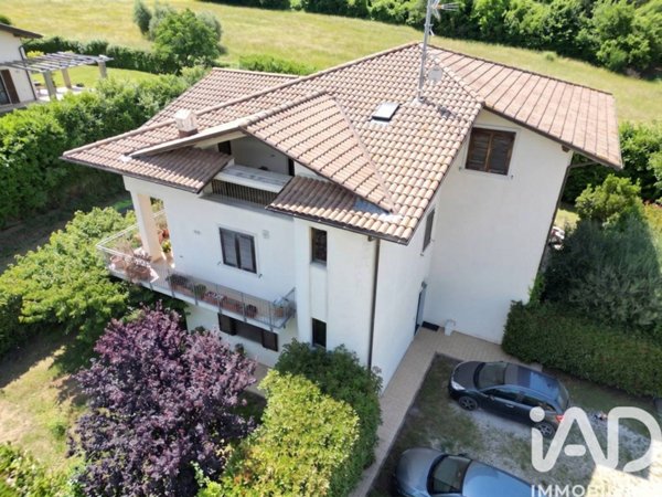 appartamento in vendita ad Artena in zona Macere