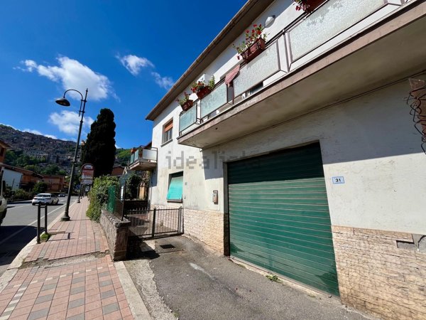appartamento in vendita ad Artena in zona Valli