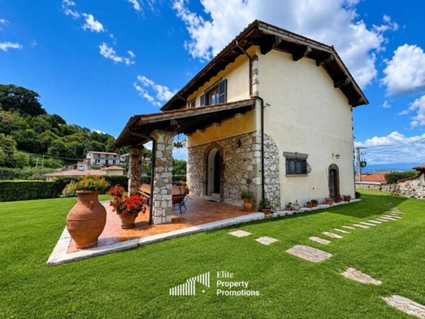 casa indipendente in vendita ad Artena