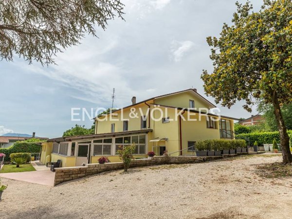 casa indipendente in vendita ad Artena