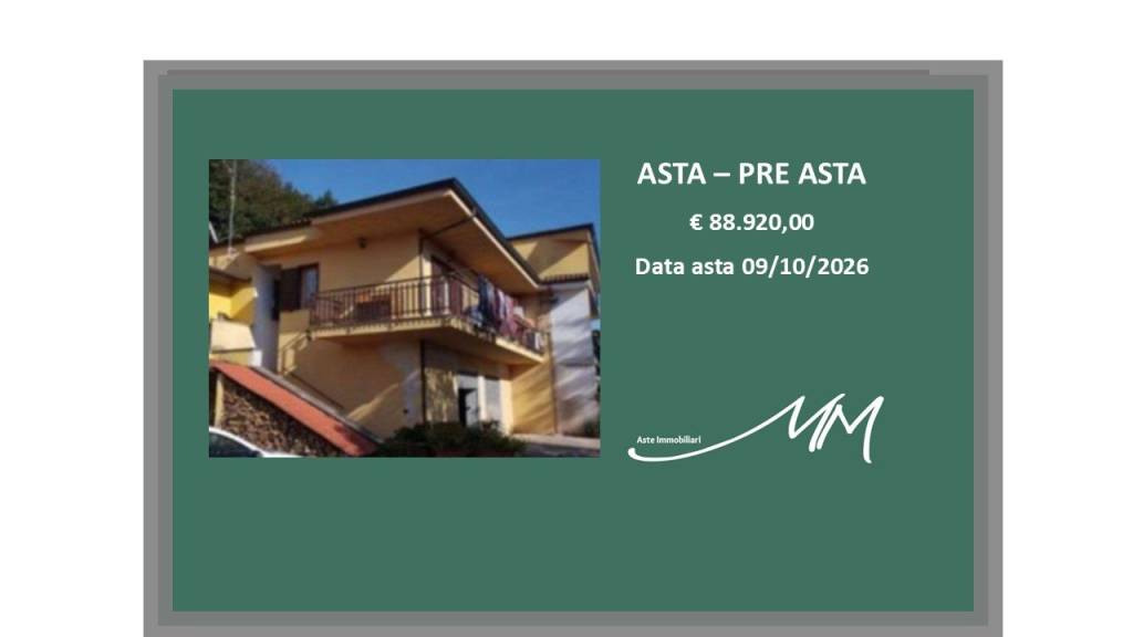 casa indipendente in vendita ad Artena in zona Macere