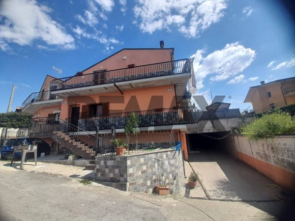 casa indipendente in vendita ad Artena