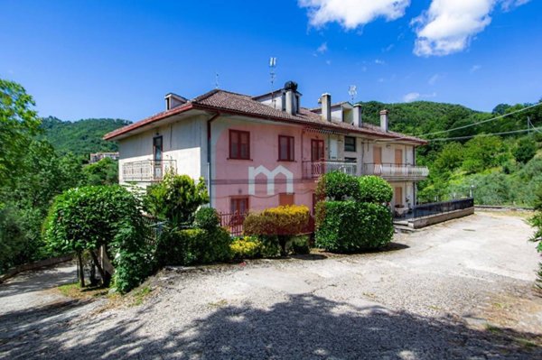 appartamento in vendita a Bellegra in zona Vaccarecce