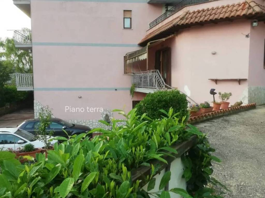 appartamento in vendita a Bellegra in zona Vadocanale