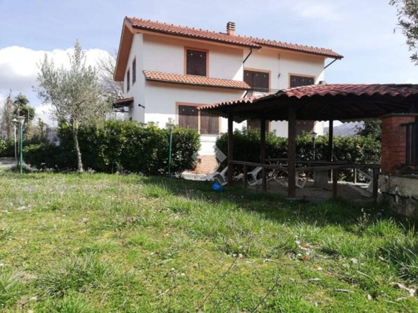 casa indipendente in vendita a Bellegra