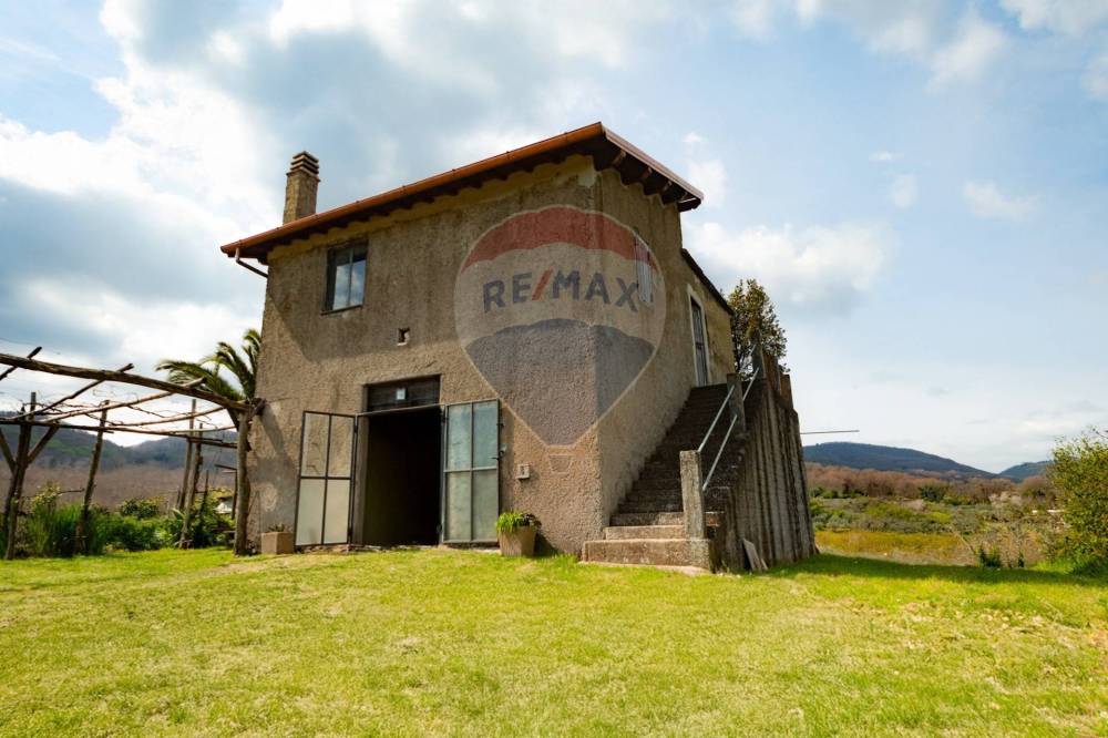 casa indipendente in vendita a Bellegra