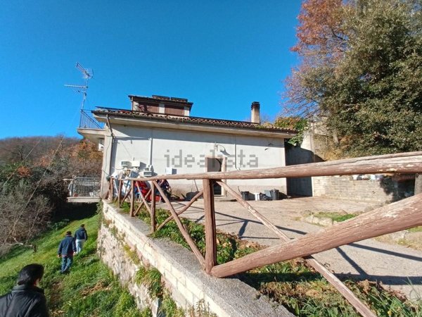 pentavano in vendita a Bellegra