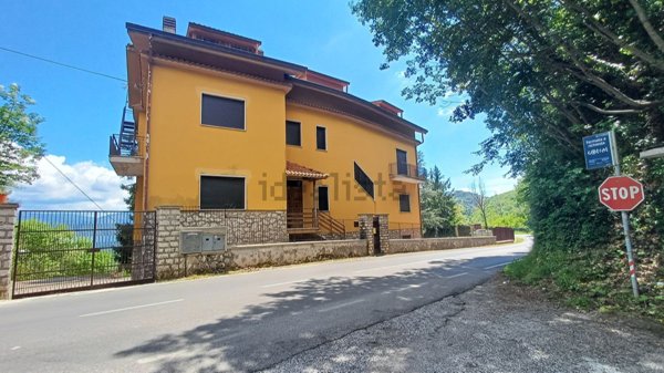 casa indipendente in vendita a Bellegra