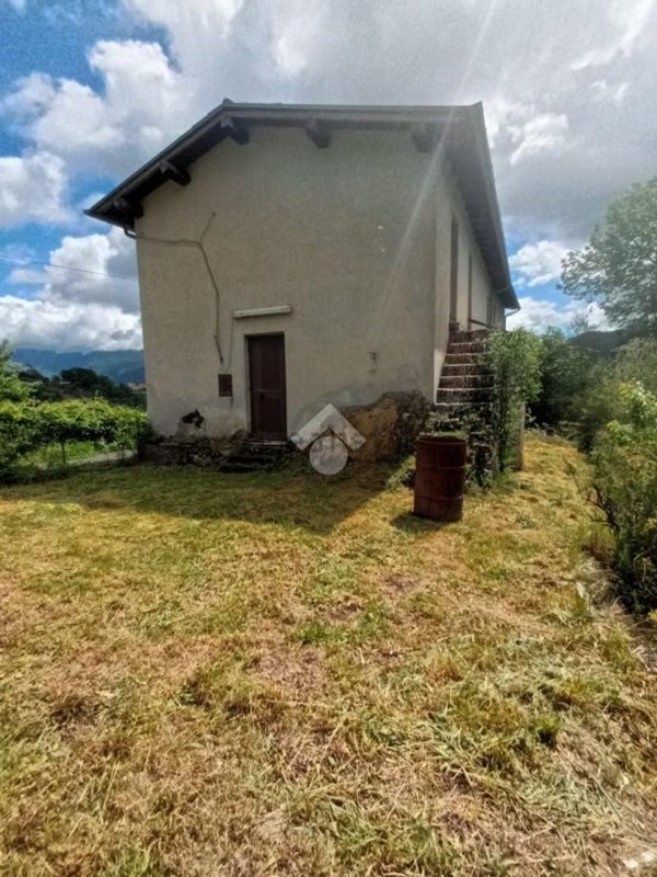casa indipendente in vendita a Bellegra