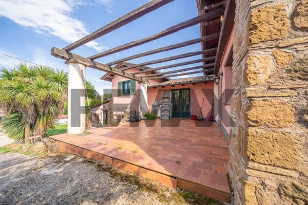 casa indipendente in vendita a Bellegra