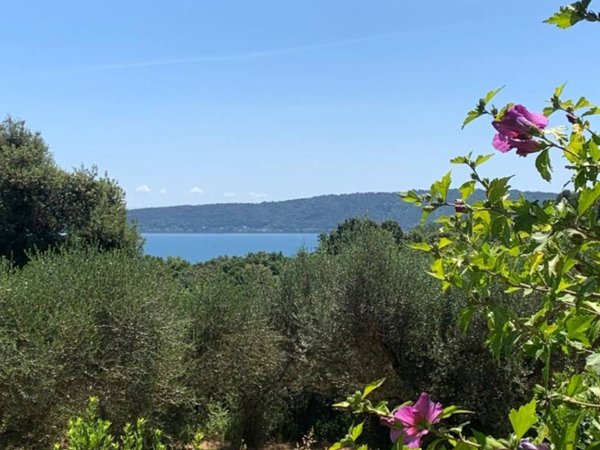 casa indipendente in vendita a Bracciano