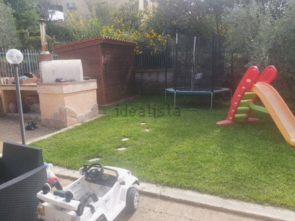 appartamento in vendita a Bracciano in zona Castel Giuliano