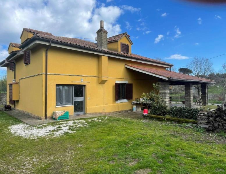 casa indipendente in vendita a Bracciano