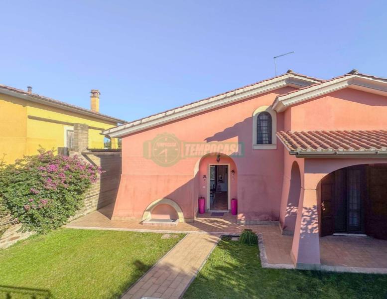 casa indipendente in vendita a Bracciano