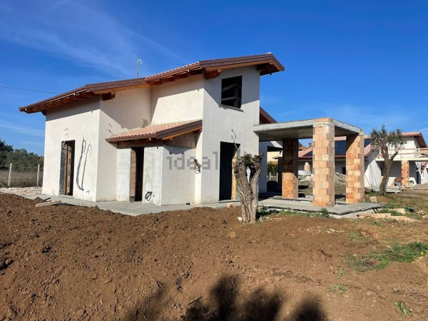 casa indipendente in vendita a Bracciano