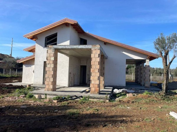 casa indipendente in vendita a Bracciano