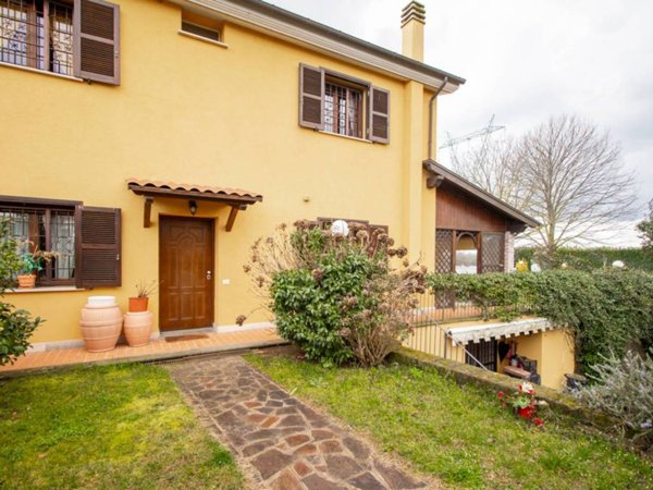 casa indipendente in vendita a Bracciano